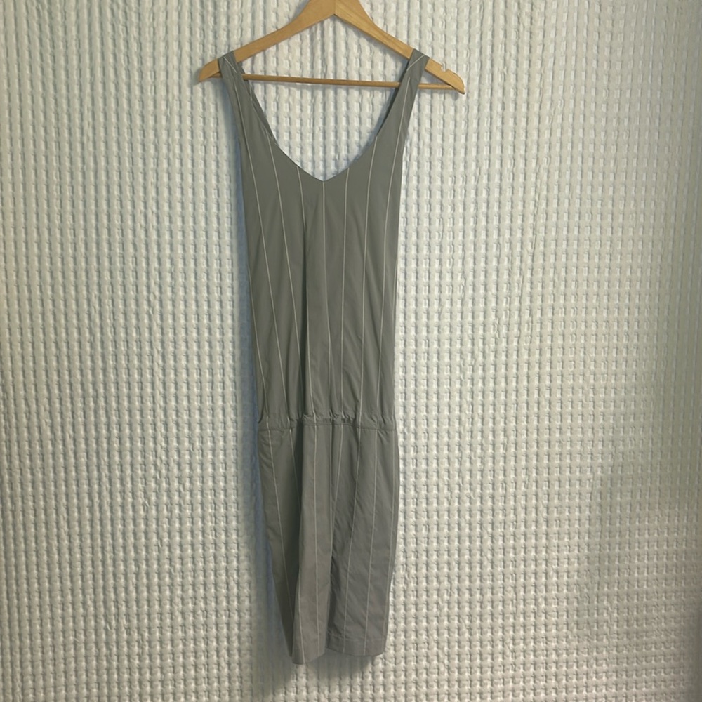 Marmot Dress | Grey with white pinstripes | Size Medium